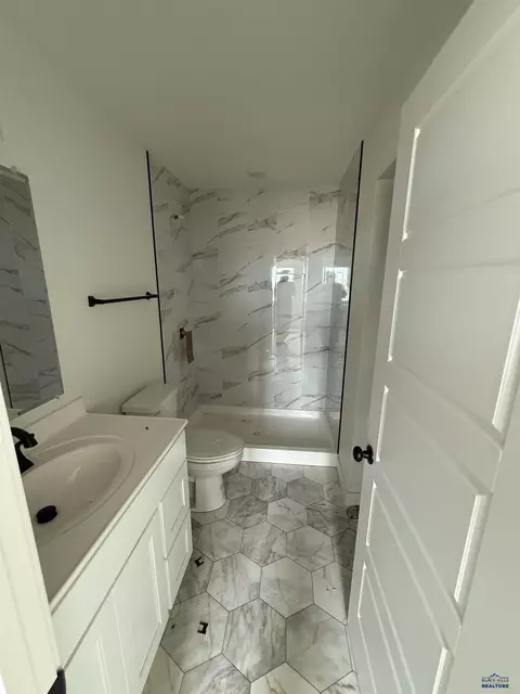 648 Valor Ct, Box Elder, SD 57719 photo 7