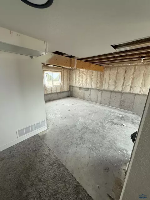 648 Valor Ct, Box Elder, SD 57719 photo 16