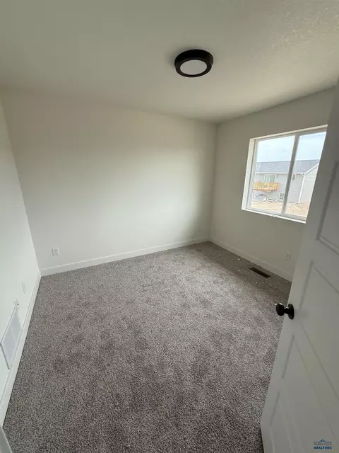 648 Valor Ct, Box Elder, SD 57719 photo 17