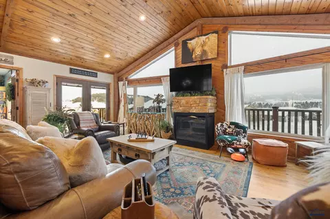 2010 Branding Iron Dr, Spearfish, SD 57783 photo 4