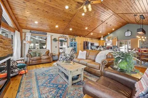 2010 Branding Iron Dr, Spearfish, SD 57783 photo 2
