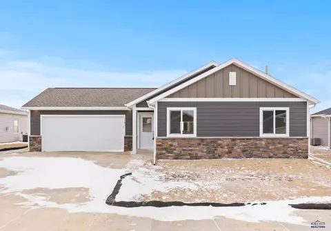 110 Isaac St, Rapid City, SD 57703