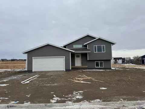 5888 Mauser Rd, Rapid City, SD 57703