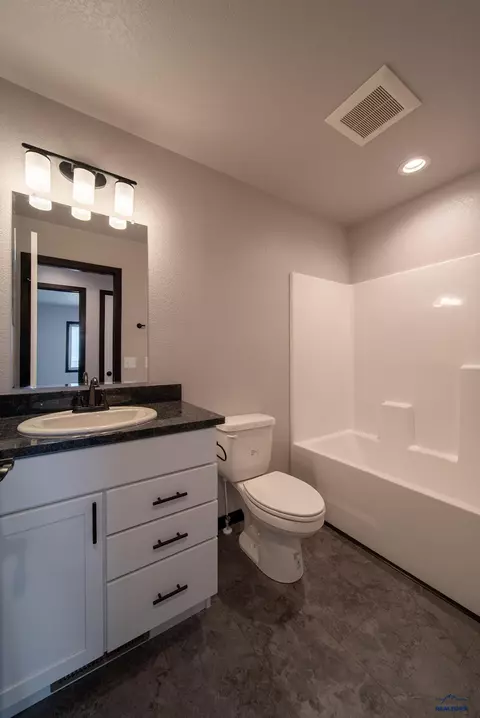 Bath - 425 Constitution Blvd, Box Elder, SD 57719 photo 2 of 4