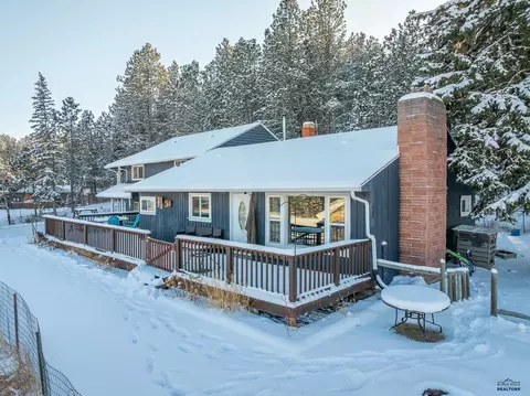 24961 Sylvan Lake Rd, Custer, SD 57730
