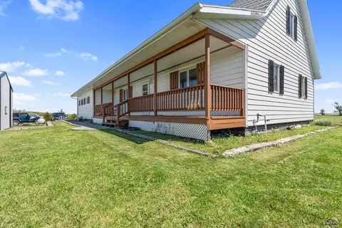 601 Spur Dr Spur Ct, Wall, SD 57790 photo 3