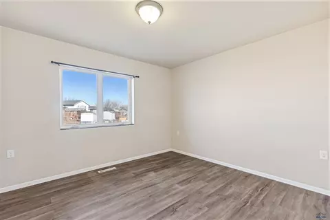 632 Shuttle Ct, Box Elder, SD 57719 photo 10