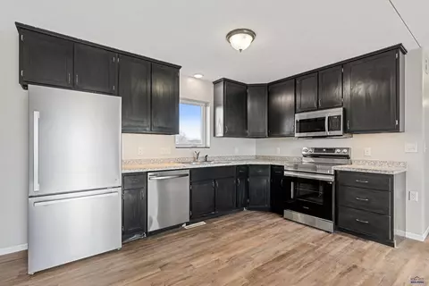 632 Shuttle Ct, Box Elder, SD 57719 photo 3