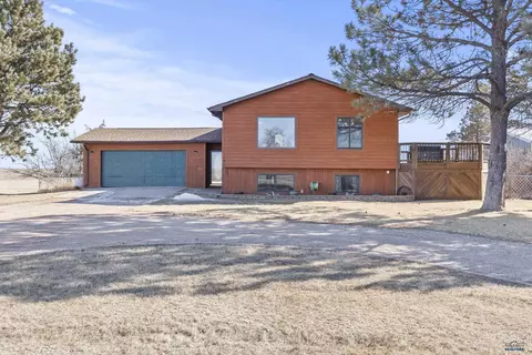 36 Stone Dr, Wall, SD 57790