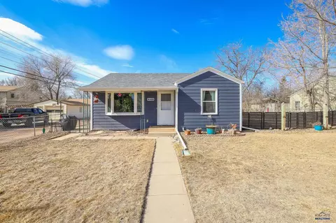 511 37th, Rapid City, SD 57701