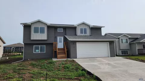 424 Yelner Dr #LOT 38 BLK 4, Box Elder, SD 57719