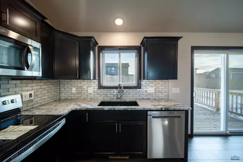 1225 Kenai Dr, Box Elder, SD 57719