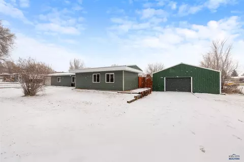 1650 Sweetbriar, Rapid City, SD 57703