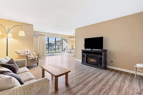 232 E Philadelphia UNIT A 3, Rapid City, SD 57701