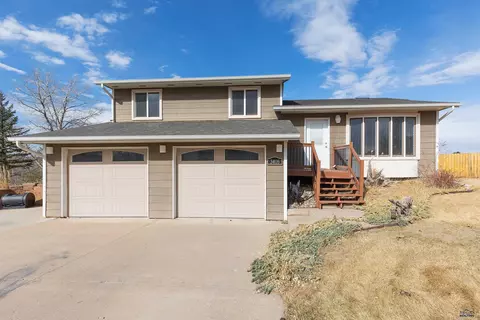 3406 Meadowbrook Ct, Rapid City, SD 57702