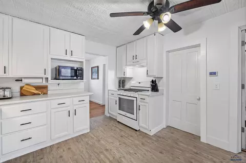 360 Antelope St, Pringle, SD 57773 photo 8