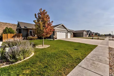 13740 Telluride St, Summerset, SD 57769 photo 2