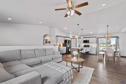 532 Mace Dr, Box Elder, SD 57719 photo 6
