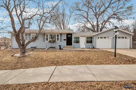 135 Oakland, Rapid City, SD 57701