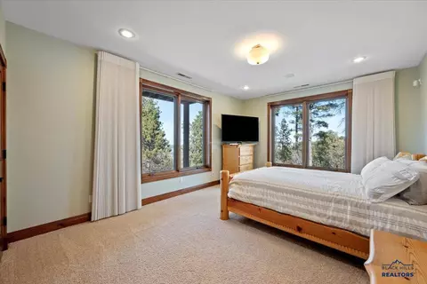 Bedroom - 303 Oak Ridge Rd, Spearfish, SD 57783 photo 3 of 5