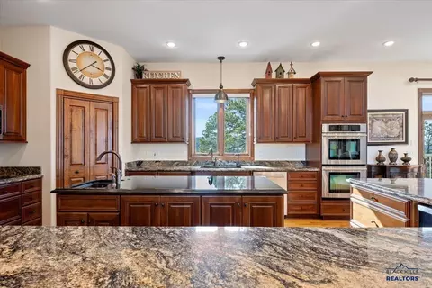 Kitchen - 303 Oak Ridge Rd, Spearfish, SD 57783 photo 5 of 6