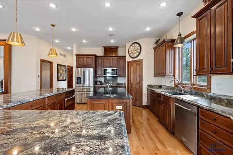 Kitchen - 303 Oak Ridge Rd, Spearfish, SD 57783 photo 4 of 6