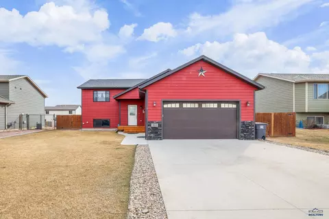 533 Ballista Blvd, Box Elder, SD 57719 photo 1
