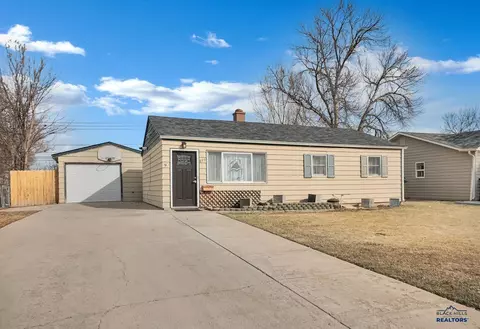 814 E Tallent, Rapid City, SD 57701