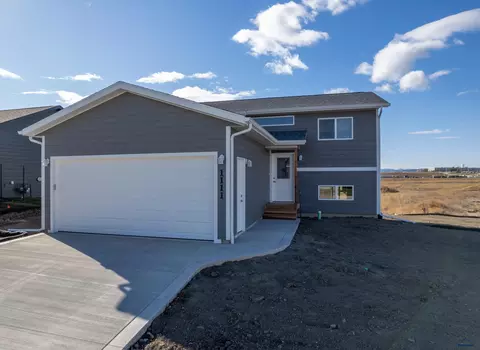 661 Liberty Park Dr, Box Elder, SD 57719 photo 1