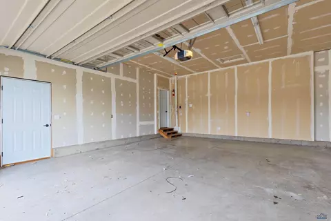 553 Ballista Blvd, Box Elder, SD 57719 photo 3