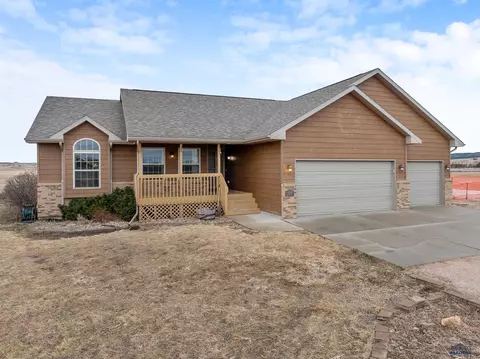 1767 Green Meadows Dr, Piedmont, SD 57769