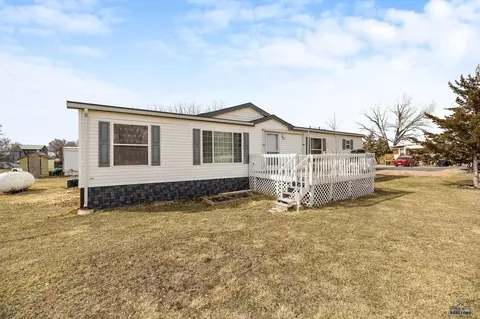 413 5th Ave Wall, Wall, SD 57790