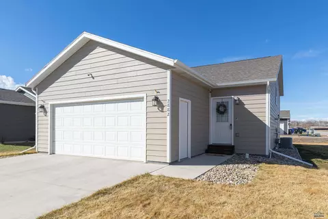 2882 Johnson Ranch Rd, Rapid City, SD 57703