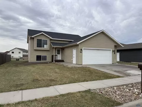 5005 Dylan Dr, Rapid City, SD 57703
