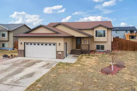 580 Norad Dr, Box Elder, SD 57719 photo 1