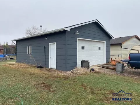 Exterior - 104 Starling Ct, Box Elder, SD 57719 photo 2 of 3