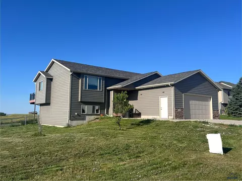 14781 Sunlight Dr, Rapid City, SD 57703