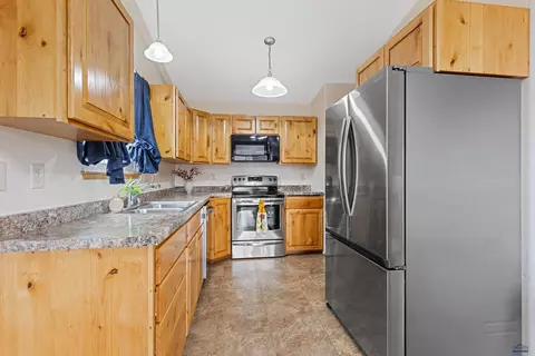 Kitchen - 10945 Bellingham Dr, Summerset, SD 57718 photo 1 of 3
