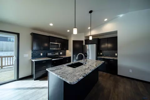 1233 Kenai Dr, Box Elder, SD 57719