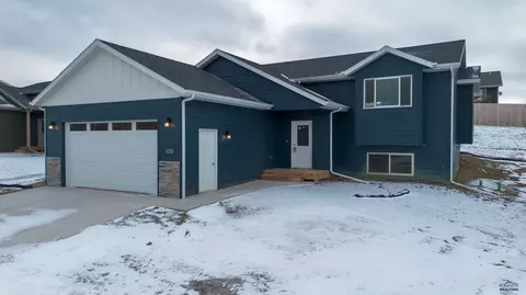 1233 Kenai Dr, Box Elder, SD 57719 photo 3