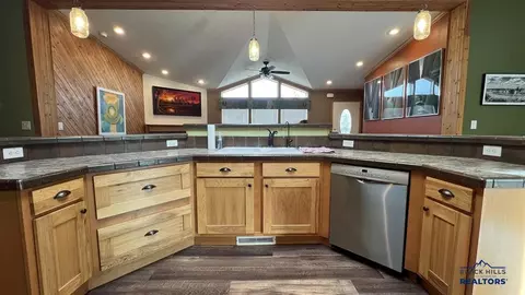 11676 Indian Canyon Rd, Edgemont, SD 57735 photo 12