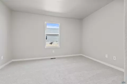 437 Nighthawk Dr, Box Elder, SD 57719 photo 14