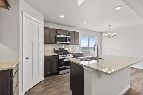 437 Nighthawk Dr, Box Elder, SD 57719 photo 5