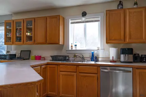 909 Verdale Dr, Spearfish, SD 57783 photo 9