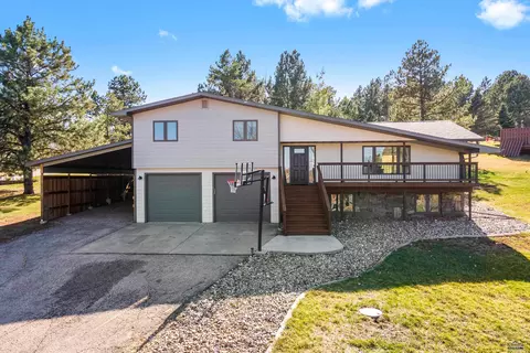 4877 Cliff Dr, Rapid City, SD 57702