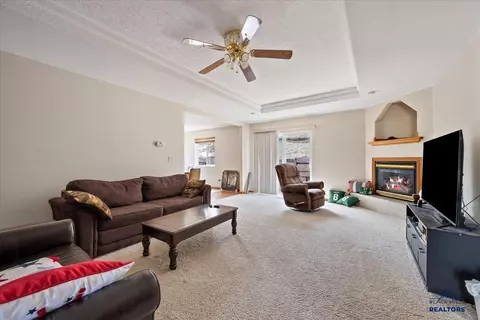 2427 Windmill Dr, Spearfish, SD 57783 photo 3