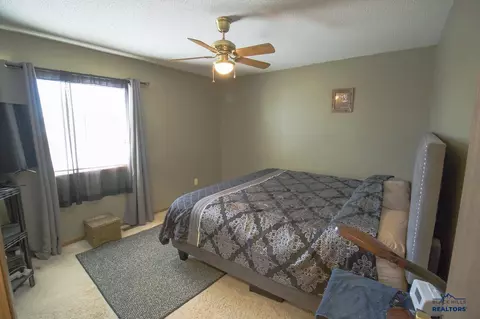 Bedroom - 6421 Northdale Dr, Black Hawk, SD 57718 photo 2 of 6