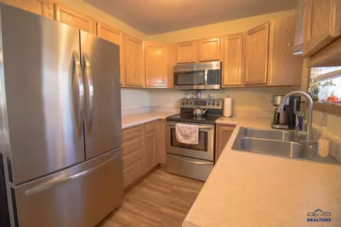 Kitchen - 6421 Northdale Dr, Black Hawk, SD 57718 photo 1 of 2
