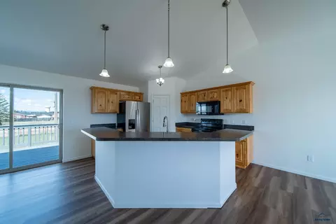 447 Sovereignty Ln, Box Elder, SD 57719 photo 7