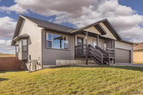 654 Yukon Way, Whitewood, SD 57793